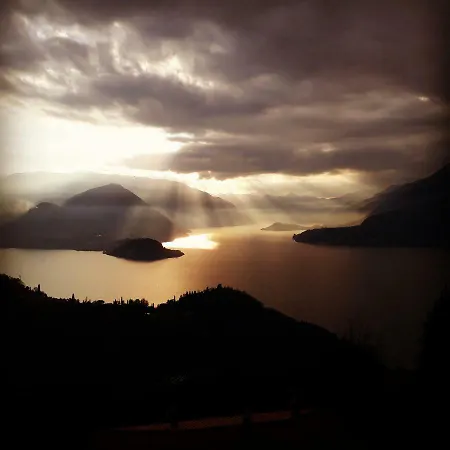 Lake Como 2p Apt Mountain View カントリーハウス *